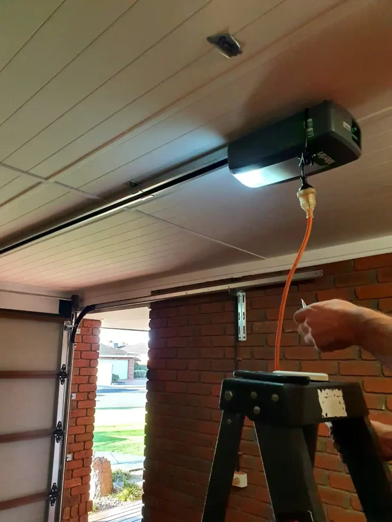 Garage Door Maintenance Tips for Homeowners in Melbourne and Tarneit, VIC 3029